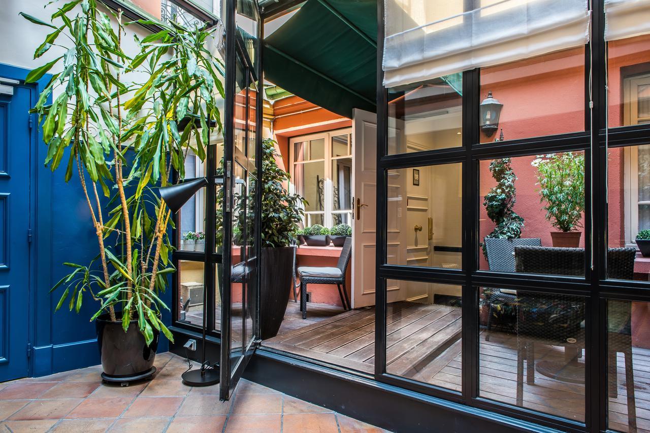 Hotel Jardin Le Brea Paris Luaran gambar